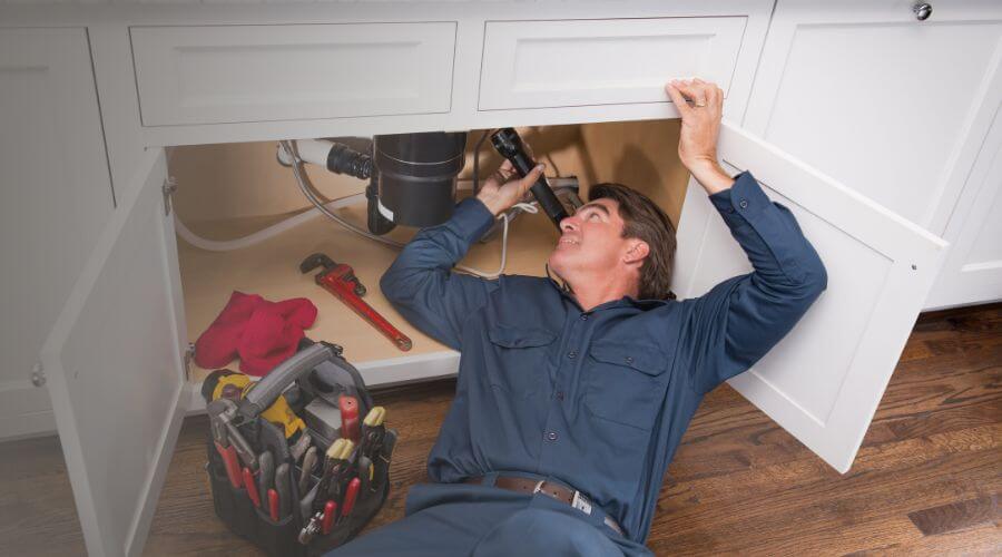 Expert burst pipe repair services in Omaha, IL